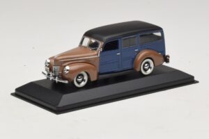 Ford V8 De Luxe Woody Station Wagon Braun Blau Minichamps 1:43 400082112 Metall – Bild 2 von 4