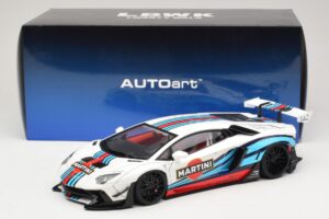 Lamborghini Aventador LB Works Martini Livery AUTOart 1:18 79185 Komposit – Bild 8 von 8