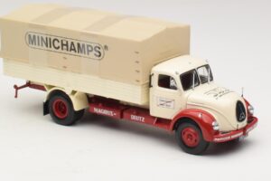 Magirus-Deutz S 7500 Jupiter Pritschenwagen Weiss Rot Minichamps 1:43 439141022 Metall – Bild 4 von 6