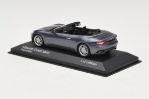 Maserati GranCabrio Grau Metallic Minichamps 1:43 400123931 Metall – Bild 3 von 4