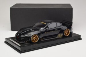 Maserati GranTurismo Liberty Walk Schwarz mit Goldenen Felgen AB Models 1:18 MAS-LB08-C Resin – Bild 6 von 7