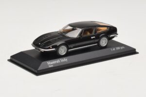 Maserati Indy Schwarz Minichamps 1:43 437123121 Metall – Bild 2 von 4