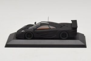 McLaren F1 GTR Longtail Schwarz Matt 1997 Minichamps 1:43 MCLAREN010 Metall – Bild 3 von 4