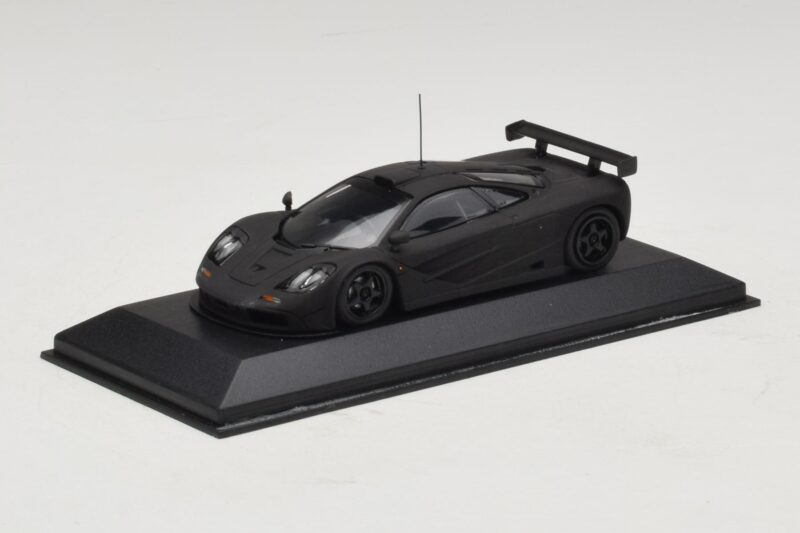McLaren F1 GTR Prototype Mattschwarz Mit Schwarzen Felgen Minichamps 1:43 MCLAREN009 Metall