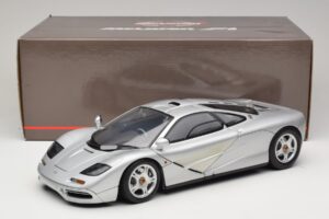 McLaren F1 Silber Minichamps 1:12 530133123 Metall – Bild 8 von 8
