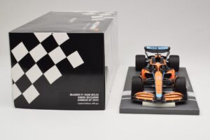 McLaren MCL36 #3 D. Ricciardo Bahrain GP 2022 Minichamps 1:18 537221803 Metall – Bild 3 von 7