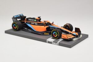 McLaren MCL36 #3 D. Ricciardo Bahrain GP 2022 Minichamps 1:18 537221803 Metall – Bild 7 von 7