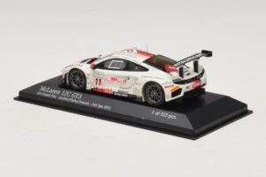 McLaren MP4-12C GT3 #11 Art Grand Prix Leclerc / Parisy 24 Hours of Spa 2013 Minichamps 1:43 437131311 Metall – Bild 3 von 4