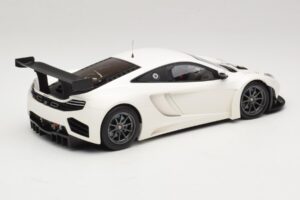McLaren MP4-12C GT3 Weiss 2013 Minichamps 1:18 151121394 Metall – Bild 2 von 6