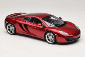 McLaren MP4-12C Rot Metallic Minichamps 1:18 110133022 Metall – Bild 6 von 8