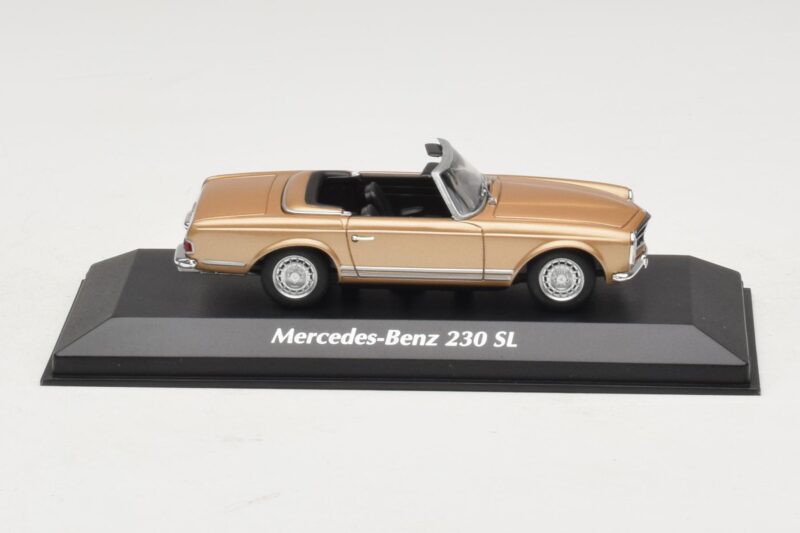 Mercedes 230 SL W113 Gold Metallic Maxichamps 1:43 Mercedes 230 SL W113 Gold Metallic Maxichamps 1:43 940032230 Metall