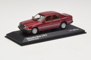 Mercedes 230E W124 Rot Metallic Minichamps 1:43 400037001 Metall – Bild 2 von 4