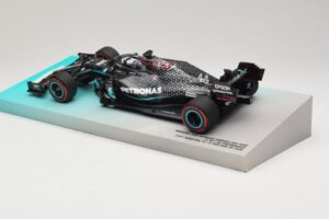 Mercedes AMG Petronas W11 EQ Performance #44 L. Hamilton 91st F1 Win Eifel GP 2020 Minichamps 1:18 113201144 Metall – Bild 5 von 6