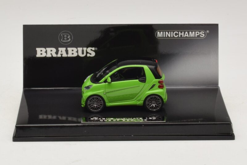 Mercedes Brabus Ultimate 120 Grün Minichamps 1:43 Mercedes Brabus Ultimate 120 Grün Minichamps 1:43 437032700 Metall