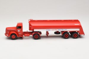 Mercedes LS315 Tanksattelzug Esso Minichamps 1:43 499034770 Metall – Bild 3 von 6