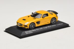 Mercedes SLS AMG C197 Black Series Gold Minichamps 1:43 437033022 Metall – Bild 2 von 4