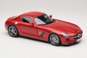 Mercedes SLS AMG C197 Rot Metallic Minichamps 1:18 100039020 Metall – Bild 6 von 8
