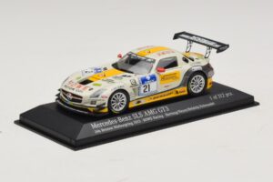 Mercedes SLS AMG GT3 #21 Rowe Racing Hartung / Heyer Nurburgring 24 Hours 2013 Minichamps 1:43 410133221 Metall – Bild 2 von 4