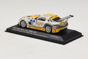 Mercedes SLS AMG GT3 #22 Rowe Racing Graf / Jager Nurburgring 24 Hours 2013 Minichamps 1:43 410133222 Metall – Bild 3 von 4