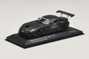 Mercedes SLS AMG GT3 45 Years of Driving Performance Schwarz Minichamps 1:43 410133200 Metall – Bild 2 von 4