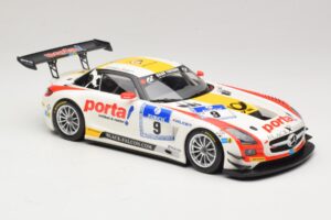 Mercedes SLS AMG GT3 #9 B. Schneider / J. Bleekemolen Black Falcon 24 Hours of Nurburgring Winner 2013 Minichamps 1:18 151133 – Bild 4 von 6