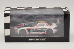 Mercedes SLS AMG GT3 All-Inkl.com #38 FIA GT1 World Championship 2012 Champions Minichamps 1:43 410123238 Metall – Bild 4 von 4