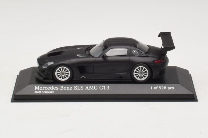 Mercedes SLS AMG GT3 Matt Schwarz Minichamps 1:43 Mercedes SLS AMG GT3 Matt Schwarz Minichamps 1:43 410113200 Metall