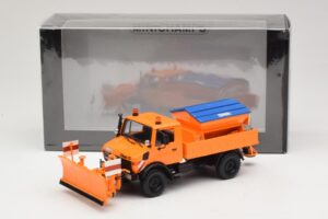 Mercedes Unimog 1300 L Schneepflug Orange Minichamps 1:43 439033060 Metall – Bild 6 von 6