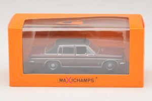 Opel Diplomat B Dunkelrot Maxichamps 1:43 940046071 Metall – Bild 4 von 4