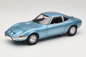 Opel GT Blue Metallic Minichamps 1:18 Opel GT Blue Metallic Minichamps 1:18 180049030 Metall