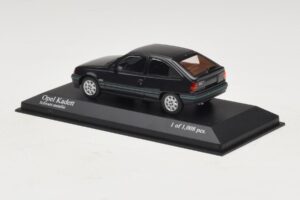 Opel Kadett E Black Metallic Minichamps 1:43 400045901 Metall – Bild 3 von 4