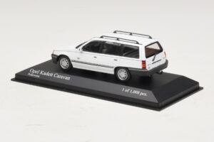 Opel Kadett E Caravan Weiss Minichamps 1:43 400045911 Metall – Bild 3 von 4