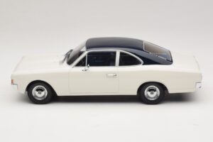 Opel Rekord C Coupé Weiss Blau Minichamps 1:18 107047021 Resin – Bild 3 von 6