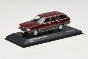 Opel Rekord D Caravan Rot Minichamps 1:43 400044012 Metall – Bild 2 von 4