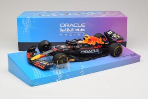Oracle Red Bull Racing RB18 #11 S. Perez Miami GP 2022 Minichamps 1:18 113220511 Metall – Bild 7 von 7