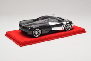 Pagani Huayra Chrome Silver Einzelstück BBR 1:18 P1873CM Resin – Bild 2 von 7