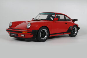 Porsche 911 930 Turbo 3.3 India Red GT Spirit 1:8 GTS802301 Resin – Bild 2 von 2