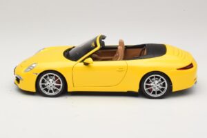 Porsche 911 991 Carrera S Cabriolet Gelb Minichamps 1:18 100061031 Metall – Bild 4 von 8