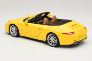 Porsche 911 991 Carrera S Cabriolet Gelb Minichamps 1:18 100061031 Metall – Bild 7 von 8