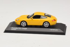 Porsche 911 991 Carrera Gelb Minichamps 1:43 410060221 Metall