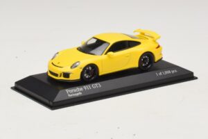 Porsche 911 991 GT3 Gelb Minichamps 1:43 410062021 Metall – Bild 2 von 4