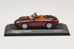 Porsche 911 996 Cabriolet Rot Metallic Minichamps 1:43 400061092 Metall