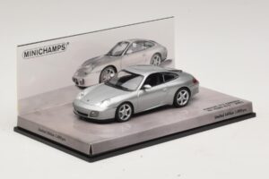 Porsche 911 996 Carrera 40 Jahre Jubiläum Silber Minichamps 1:43 436061070 Metall – Bild 2 von 5