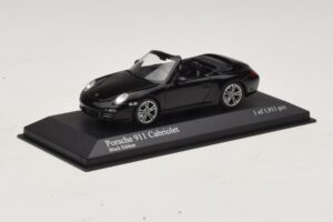 Porsche 911 997 Carrera Cabriolet Black Edition Minichamps 1:43 400066434 Metall – Bild 2 von 4