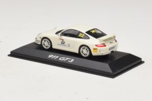 Porsche 911 997 GT3 #22 Weiss Minichamps 1:43 WAP020102016 Metall – Bild 3 von 4
