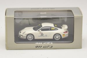 Porsche 911 997 GT3 #22 Weiss Minichamps 1:43 WAP020102016 Metall – Bild 4 von 4