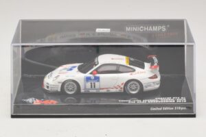 Porsche 911 997 GT3 RS #11 24 Hours Nurburgring 2010 Minichamps 1:43 437106711 Metall – Bild 5 von 5
