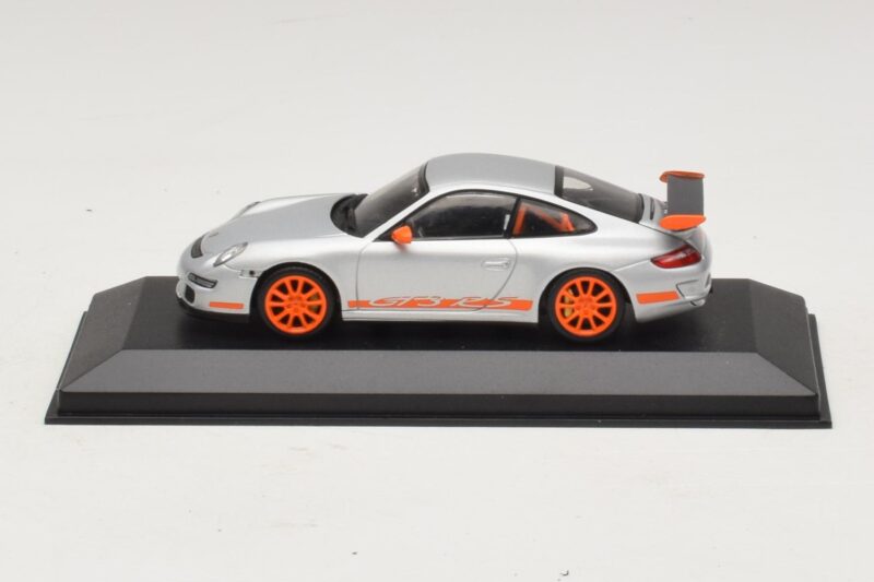 Porsche 911 997 GT3 RS Silber Orange Minichamps 1:43 Porsche 911 997 GT3 RS Silber Orange Minichamps 1:43 403066013 Metall