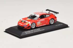 Porsche 911 997 GT3 RSR GT2 #97 M. Holzer / R. Westbrook 24 Hours of Le Mans 2010 Minichamps 1:43 410106997 Metall – Bild 2 von 4