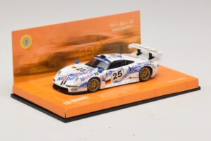 Porsche 911 GT1 #25 B. Wollek / T. Boutsen / H-J. Stuck 24 Hours of Le Mans 1996 Minichamps 1:43 403966625 Metall – Bild 2 von 5